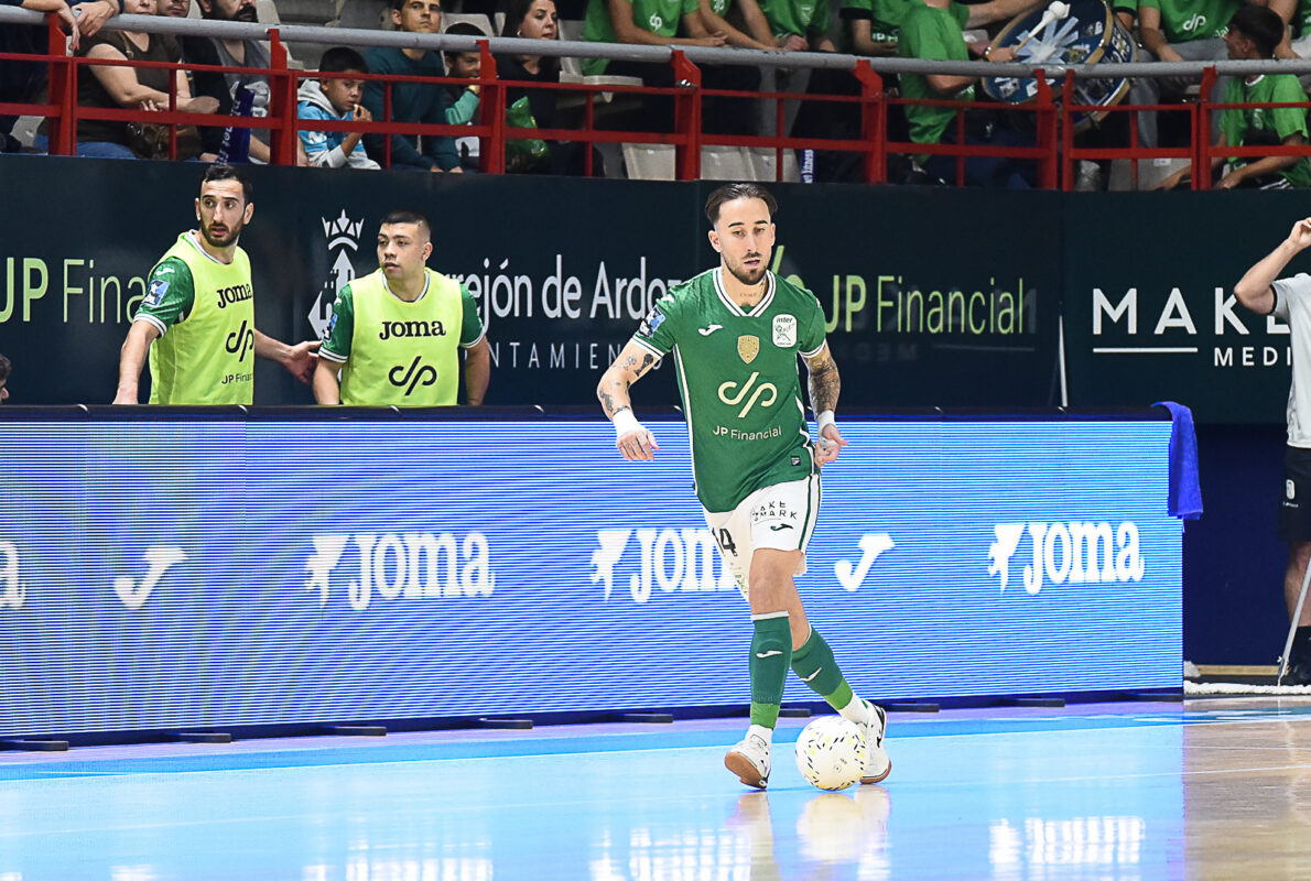 J6 Torneo Apertura Liga Prime Futsal | Viña Albali Valdepeñas | Rivillos: «Al marcar sentí muchas emociones. El equipo está enchufado y esta victoria va dedicada para toda nuestra afición»